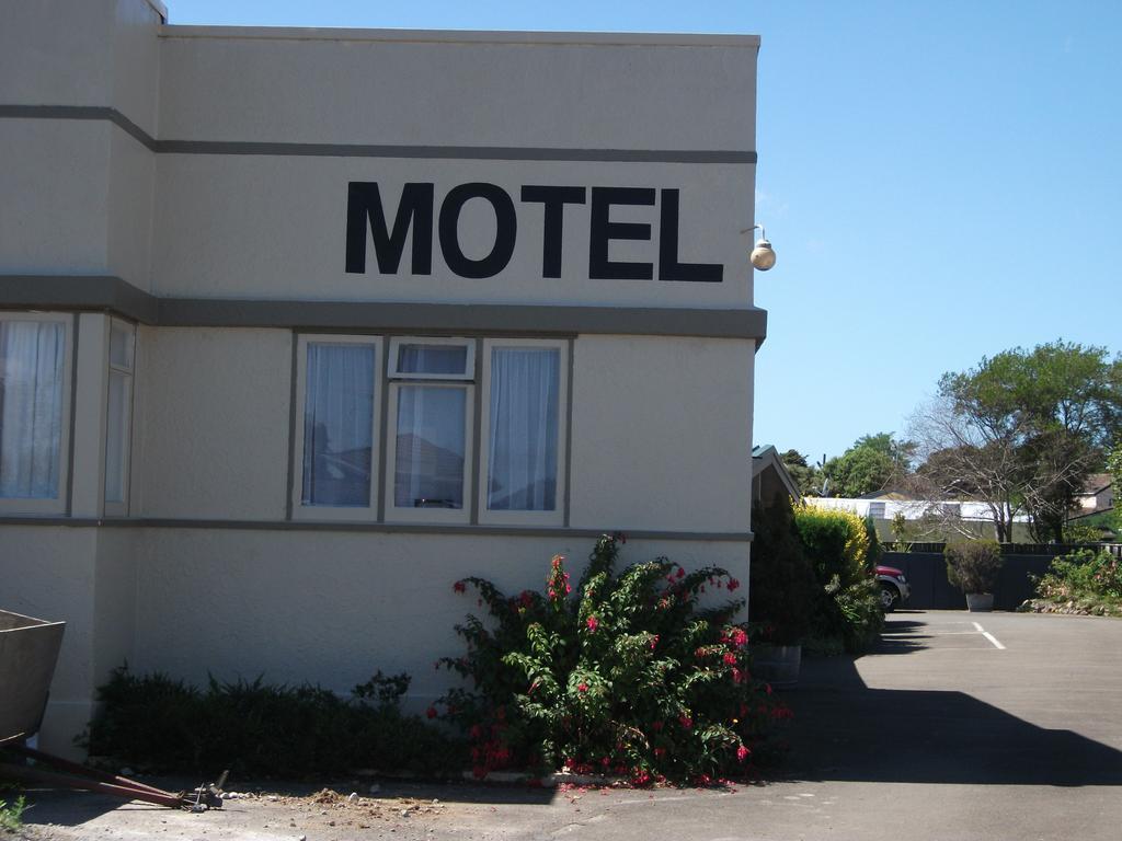 Trentham Motel Upper Hutt Exteriör bild